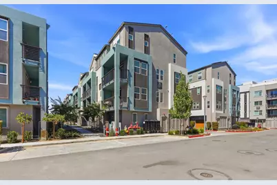 569 Yale Way, San Jose, CA 95117 - Photo 1