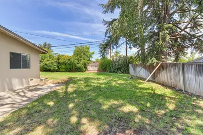 4921 Foster Way, Carmichael, CA 95608 - Photo 39