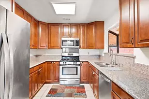 6109 6109 Hermosa St, Sacramento, CA 95822 - Photo 11