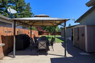 600 Zinfandel Dr, Escalon, CA 95320 - Photo 35