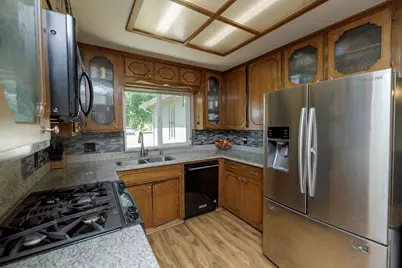 600 Zinfandel Drive, Escalon, CA 95320 - Photo 13