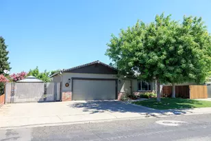 600 Zinfandel Dr, Escalon, CA 95320 - Photo 3