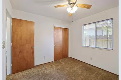 19035 Monte Vista Drive, Linden, CA 95236 - Photo 9