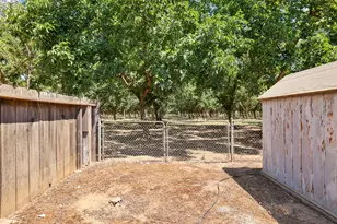 19035 Monte Vista Dr, Linden, CA 95236 - Photo 37