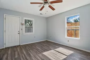 916 Elm Ave, Modesto, CA 95354 - Photo 37
