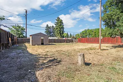 916 Elm Avenue, Modesto, CA 95354 - Photo 31