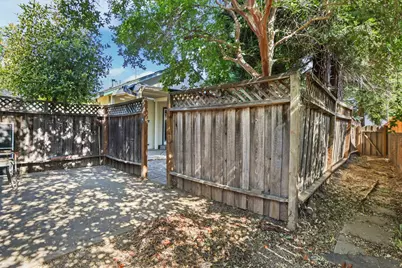 916 Elm Avenue, Modesto, CA 95354 - Photo 49