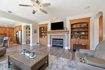 9728 Country Falls Lane, Elk Grove, CA 95757 - Photo 15