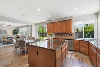 9728 Country Falls Lane, Elk Grove, CA 95757 - Photo 17