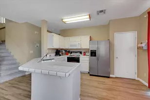 917 Garcia Dr, Woodland, CA 95776 - Photo 15