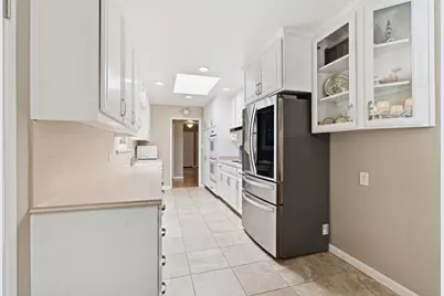 2501 Ridgewood Court, Modesto, CA 95350 - Photo 15