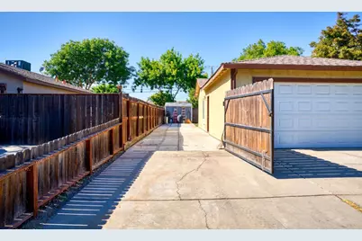 657 Gold Street, Manteca, CA 95336 - Photo 29