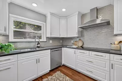 230 Meister Way, Sacramento, CA 95819 - Photo 13