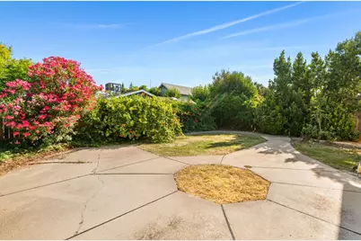 5916 Birchglade Way, Citrus Heights, CA 95621 - Photo 35