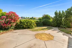 5916 Birchglade Way, Citrus Heights, CA 95621 - Photo 35