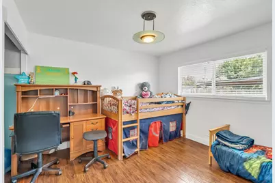 7718 Laurie Way, Sacramento, CA 95832 - Photo 15