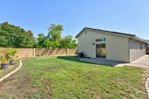 8458 Newby Way, Elk Grove, CA 95624 - Photo 35