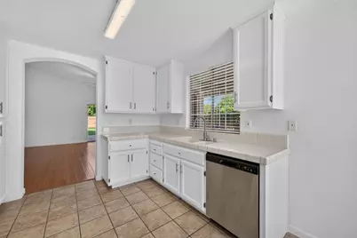 8458 Newby Way, Elk Grove, CA 95624 - Photo 13