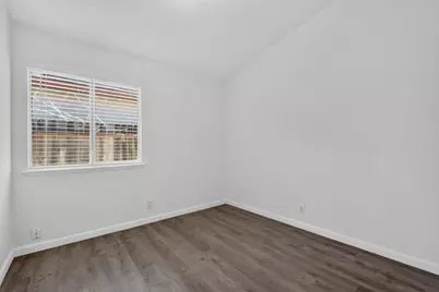 8458 Newby Way, Elk Grove, CA 95624 - Photo 23