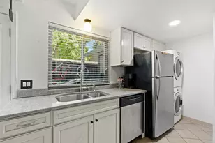 876 Rutledge Dr, Lodi, CA 95242 - Photo 11