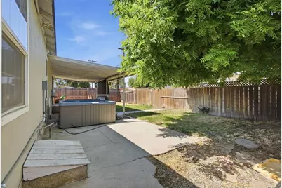 2313 Jasmin Avenue, Modesto, CA 95350 - Photo 27