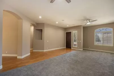 1153 E Milgeo, Ripon, CA 95366 - Photo 5