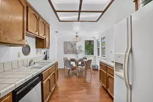 6512 Paseo Del Sol Way, Elk Grove, CA 95758 - Photo 17