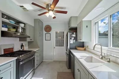 704 N Crescent Avenue, Lodi, CA 95240 - Photo 13