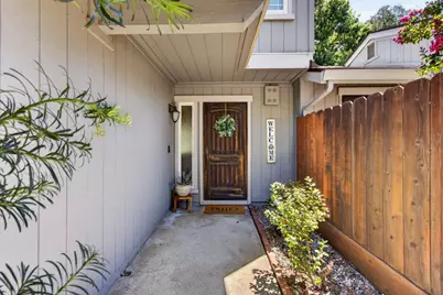 7047 La Costa Lane, Citrus Heights, CA 95621 - Photo 5