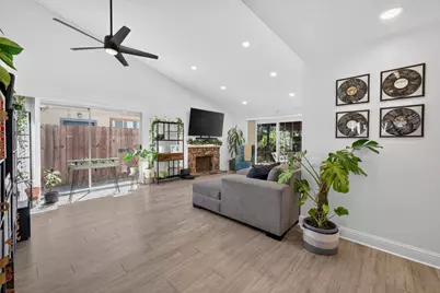 27 Rock Hill Court, Sacramento, CA 95833 - Photo 13