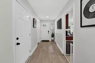 27 Rock Hill Ct, Sacramento, CA 95833 - Photo 3