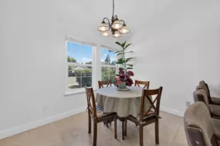27 Rock Hill Ct, Sacramento, CA 95833 - Photo 11