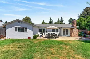 8030 La Riviera Dr, Sacramento, CA 95826 - Photo 15