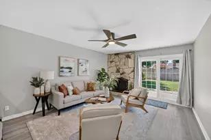 8030 La Riviera Dr, Sacramento, CA 95826 - Photo 11