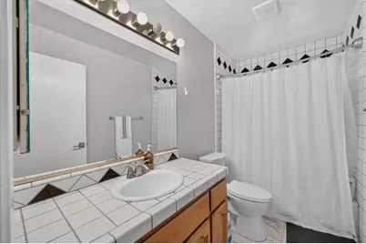 8030 La Riviera Drive, Sacramento, CA 95826 - Photo 17