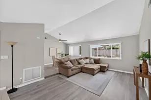 8030 La Riviera Dr, Sacramento, CA 95826 - Photo 5