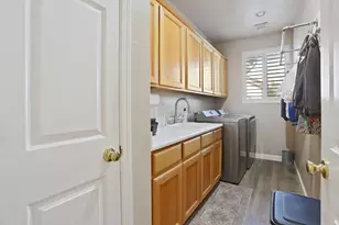 4054 Pine Lake Cir, Stockton, CA 95219 - Photo 25