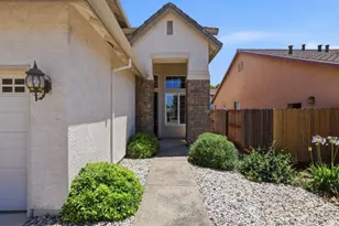 877 Lavastone Dr, Lincoln, CA 95648 - Photo 3