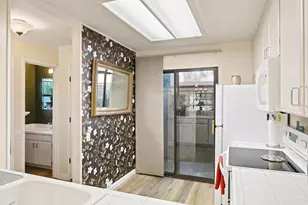 2254 Woodside Ln, Sacramento, CA 95825 - Photo 9