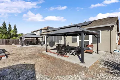 10689 Wellington Circle, Stockton, CA 95209 - Photo 31