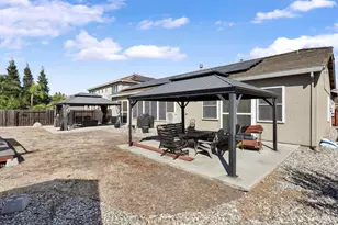 10689 Wellington Cir, Stockton, CA 95209 - Photo 31