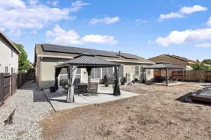 10689 Wellington Cir, Stockton, CA 95209 - Photo 33