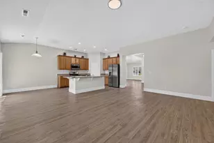 1898 Josephene Way, Yuba City, CA 95993 - Photo 15