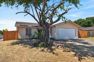 7401 Lawnwood Dr, Sacramento, CA 95828 - Photo 1