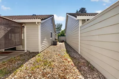 3545 Blackstone Way, Modesto, CA 95356 - Photo 21