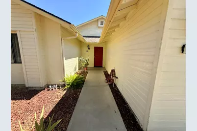 1666 Saltbrush Avenue, Coalinga, CA 93210 - Photo 3