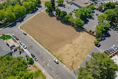 2391 Northview Drive, Sacramento, CA 95833 - Photo 7