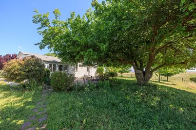 30444 E Highway 4, Farmington, CA 95230 - Photo 23