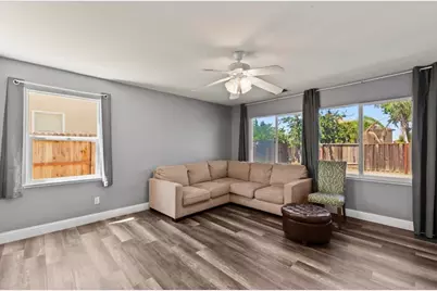1474 Paddington Way, Plumas Lake, CA 95961 - Photo 11