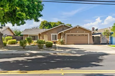 2820 E Orangeburg Avenue, Modesto, CA 95355 - Photo 1